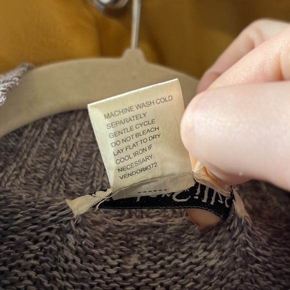 Wintersilks vintage 100% silk gray mock neck sweater size M - Picture 5 of 5